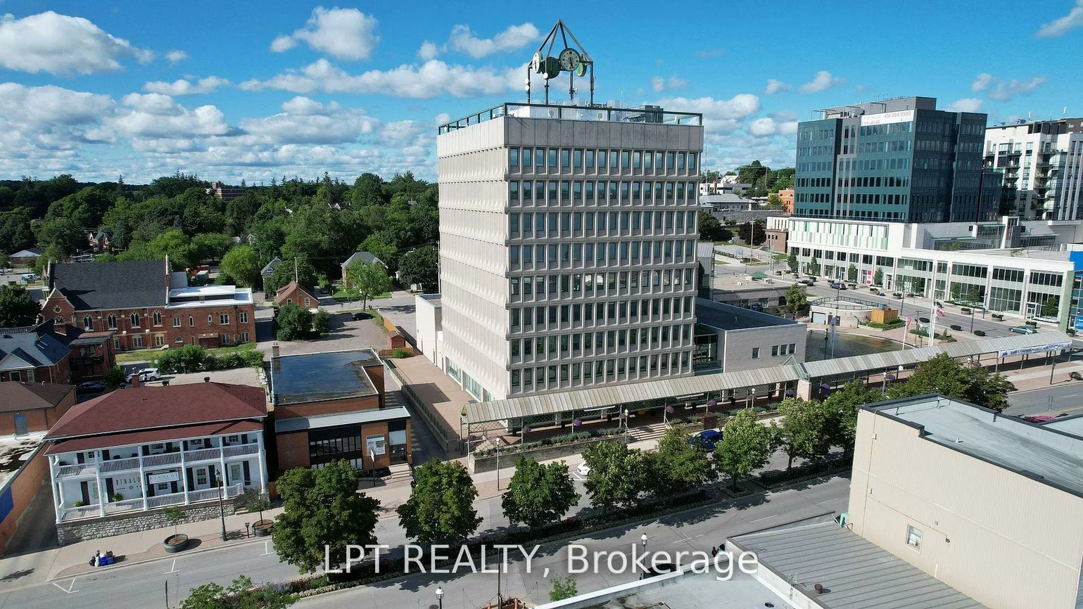 59, Collier, City Centre, Barrie