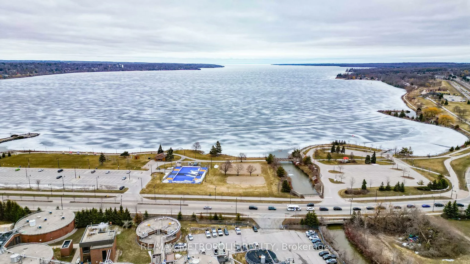 21, Essa, Allandale Centre, Barrie