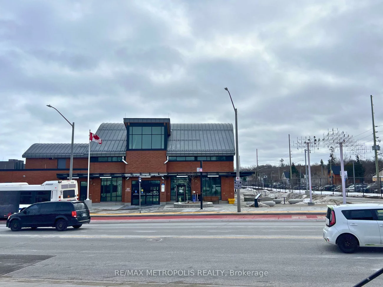 21, Essa, Allandale Centre, Barrie