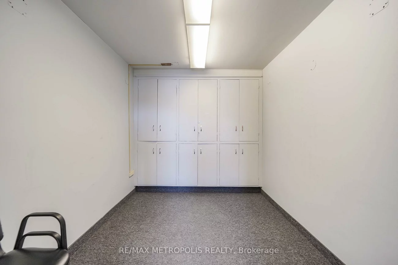 21, Essa, Allandale Centre, Barrie