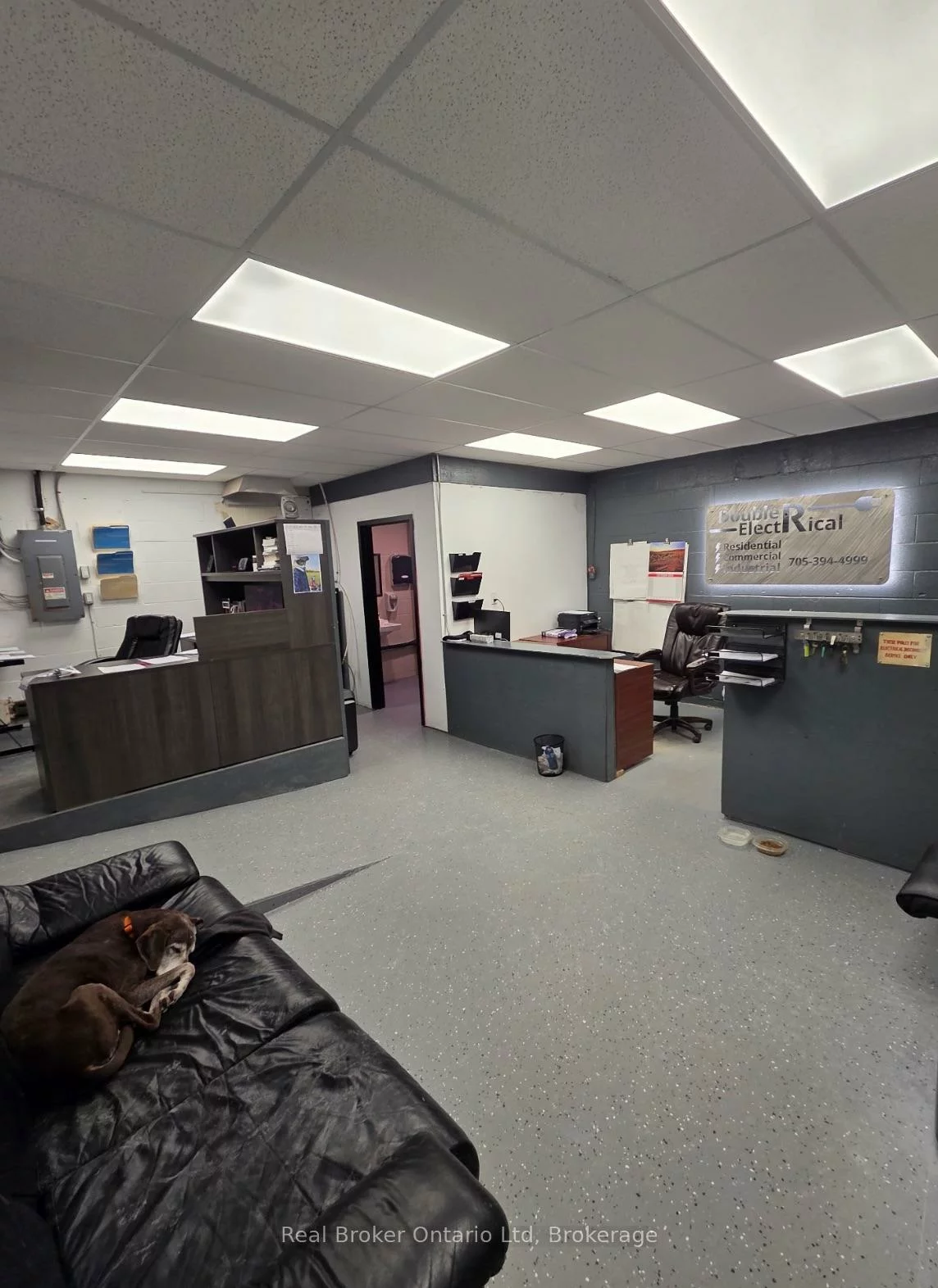 90, Anne, 400 North, Barrie