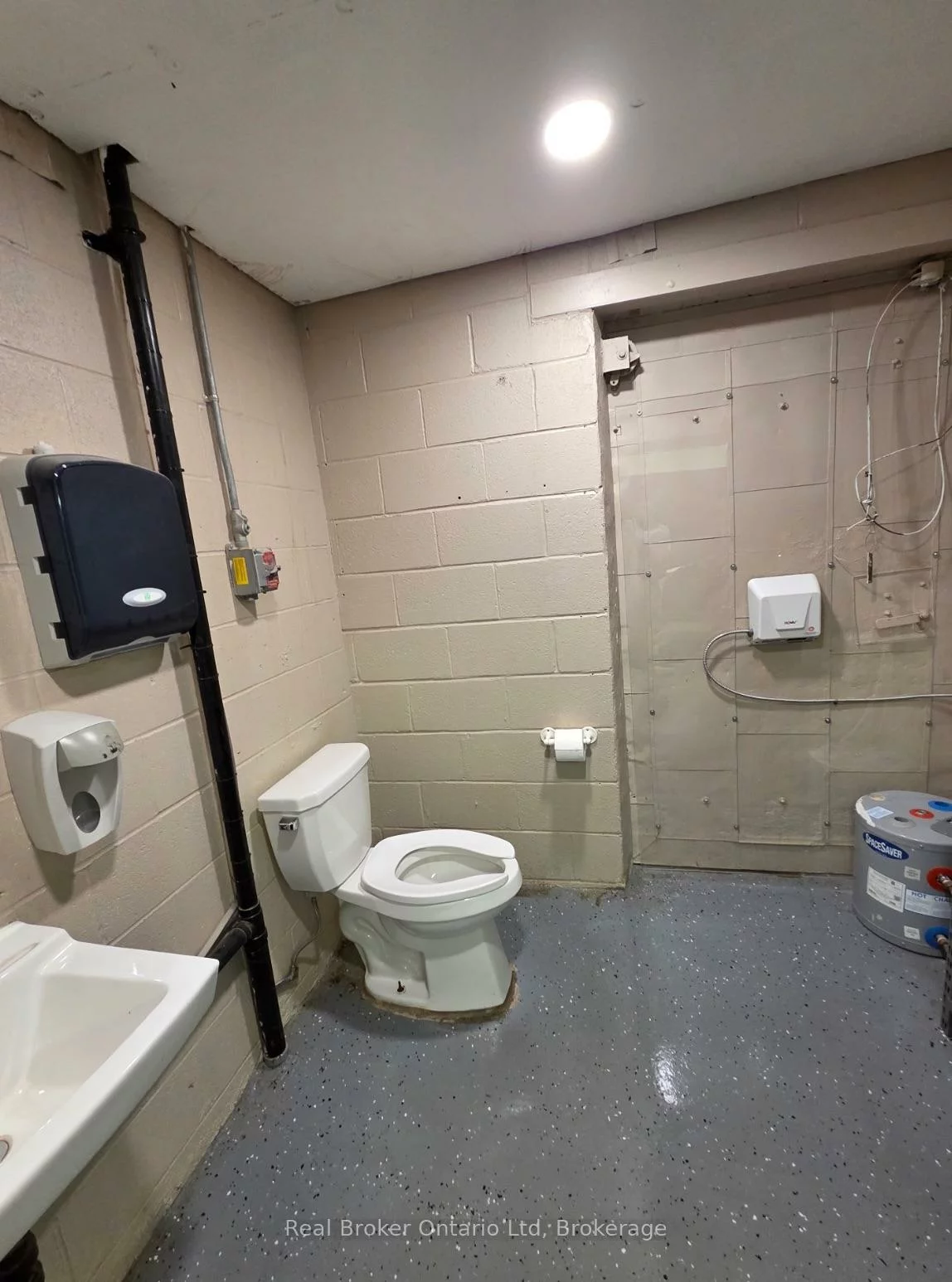 90, Anne, 400 North, Barrie