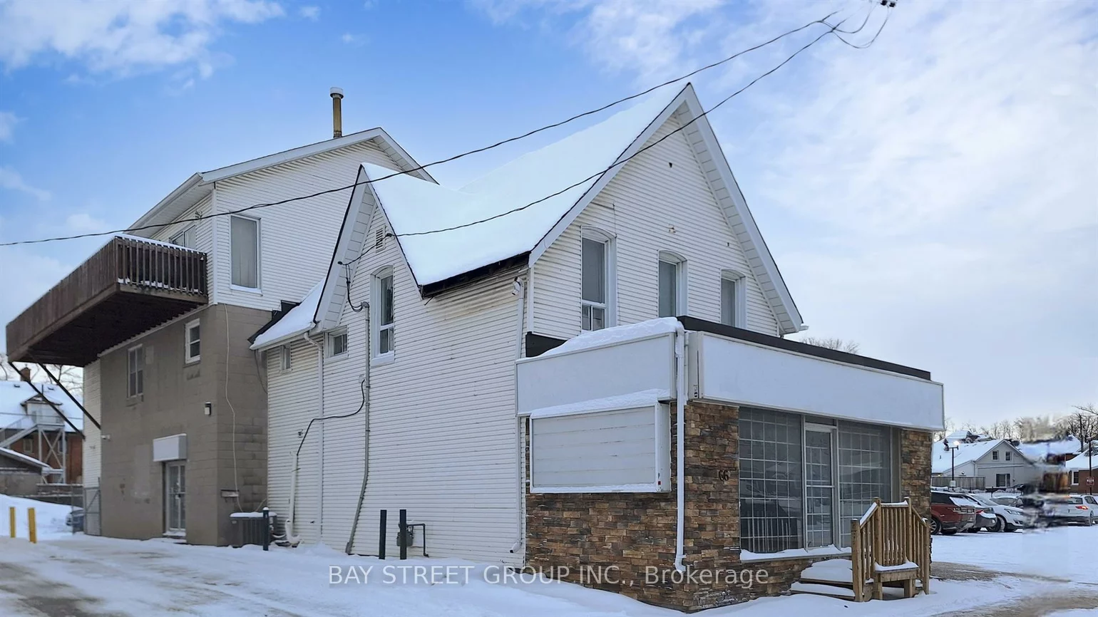 66, Maple, City Centre, Barrie