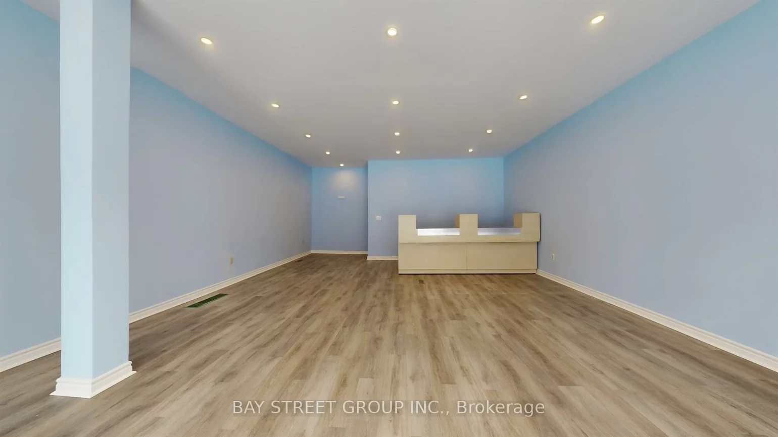 66, Maple, City Centre, Barrie