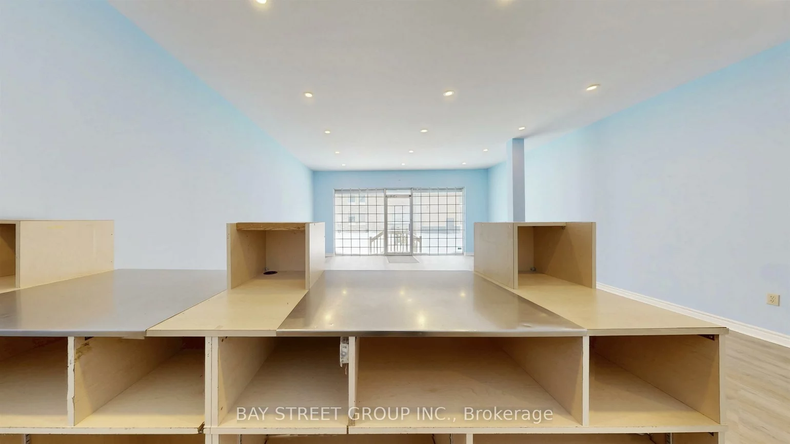 66, Maple, City Centre, Barrie