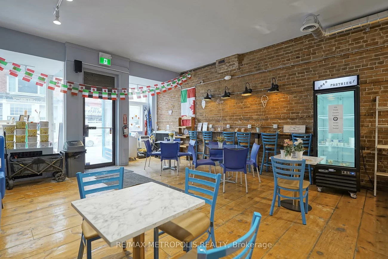 120, Dunlop, City Centre, Barrie