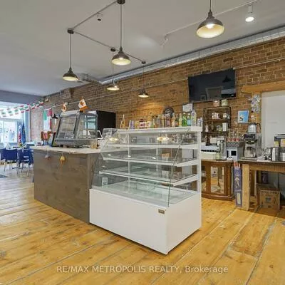 120, Dunlop, City Centre, Barrie