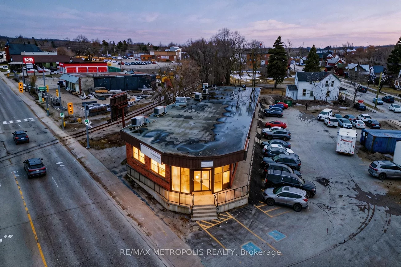 21, Essa, Allandale Centre, Barrie