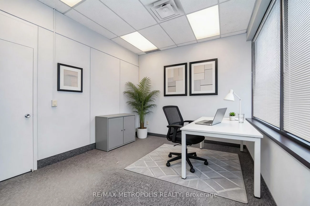 21, Essa, Allandale Centre, Barrie