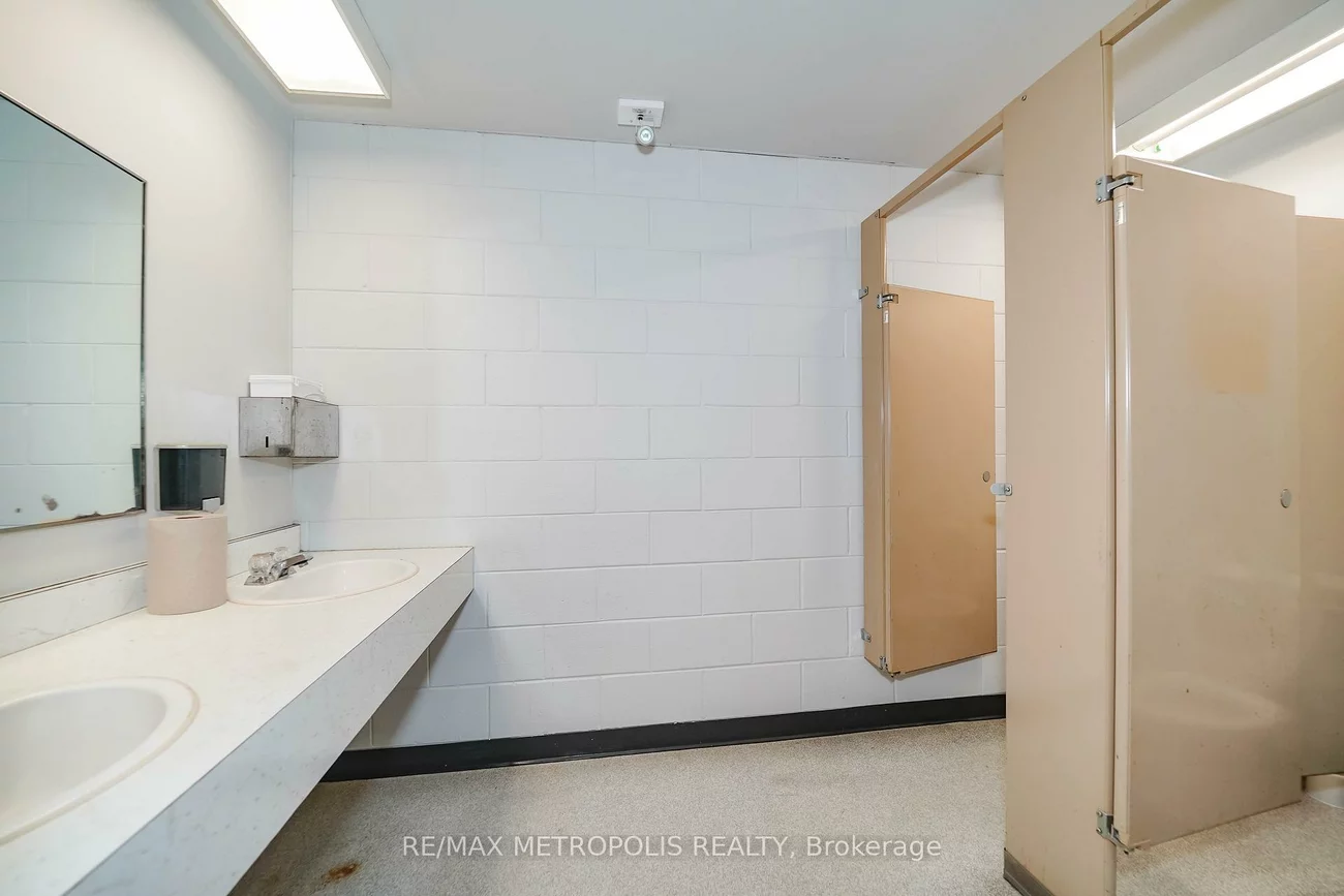 21, Essa, Allandale Centre, Barrie