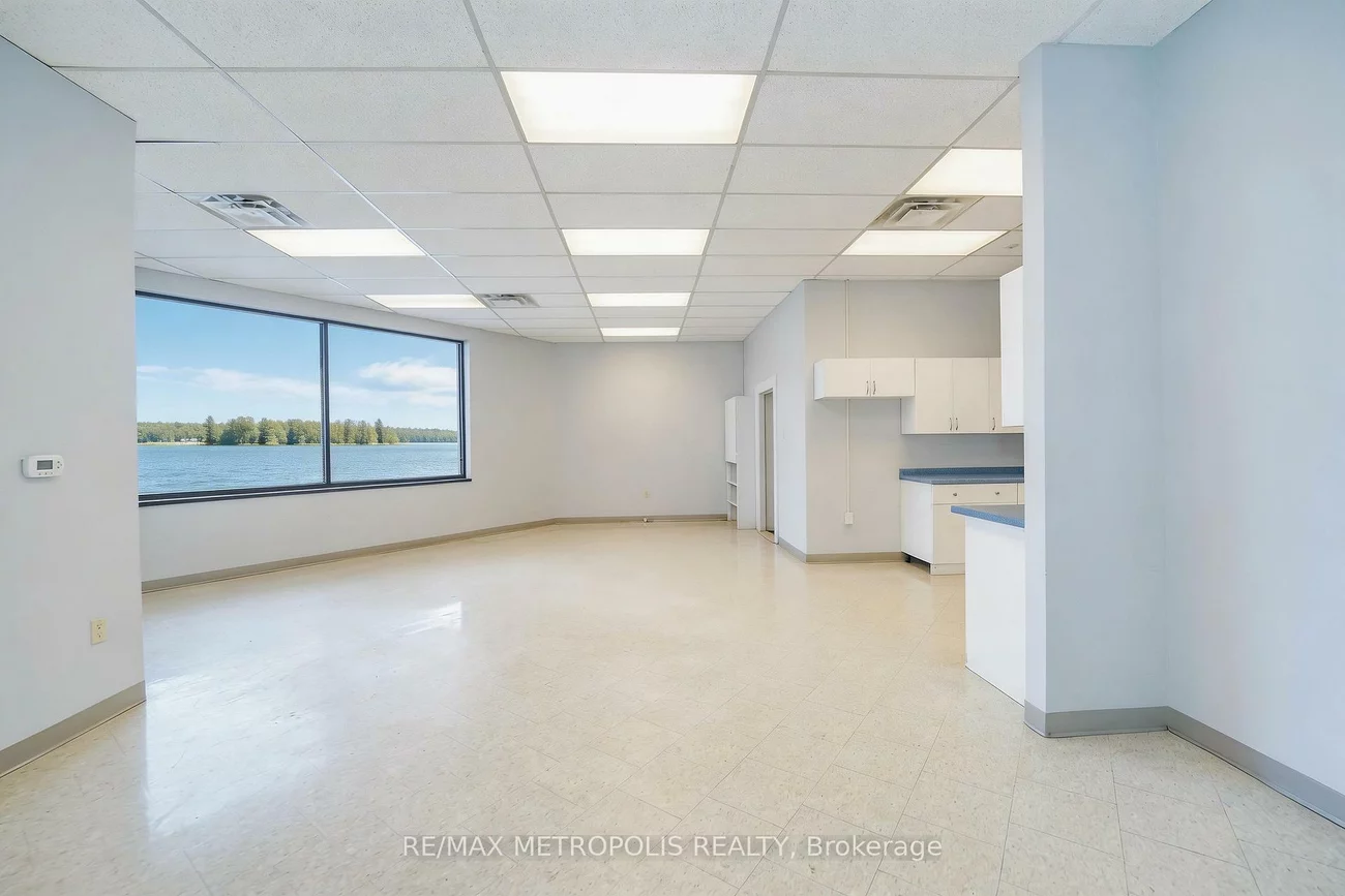 21, Essa, Allandale Centre, Barrie