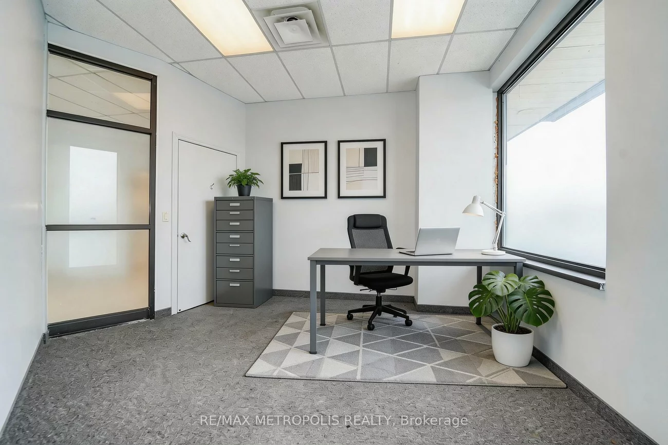 21, Essa, Allandale Centre, Barrie