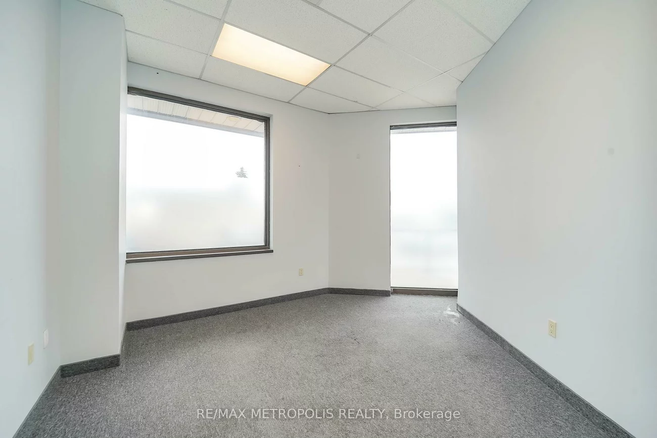 21, Essa, Allandale Centre, Barrie