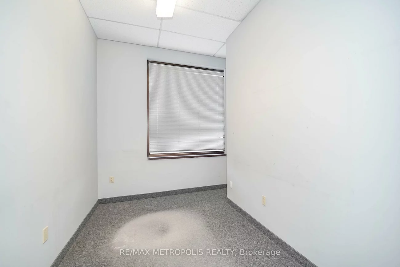 21, Essa, Allandale Centre, Barrie