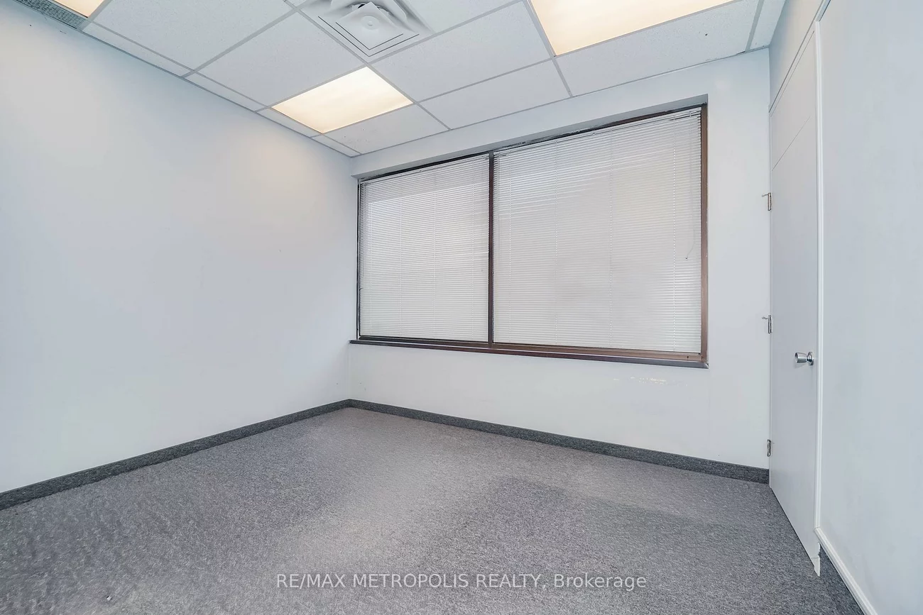 21, Essa, Allandale Centre, Barrie