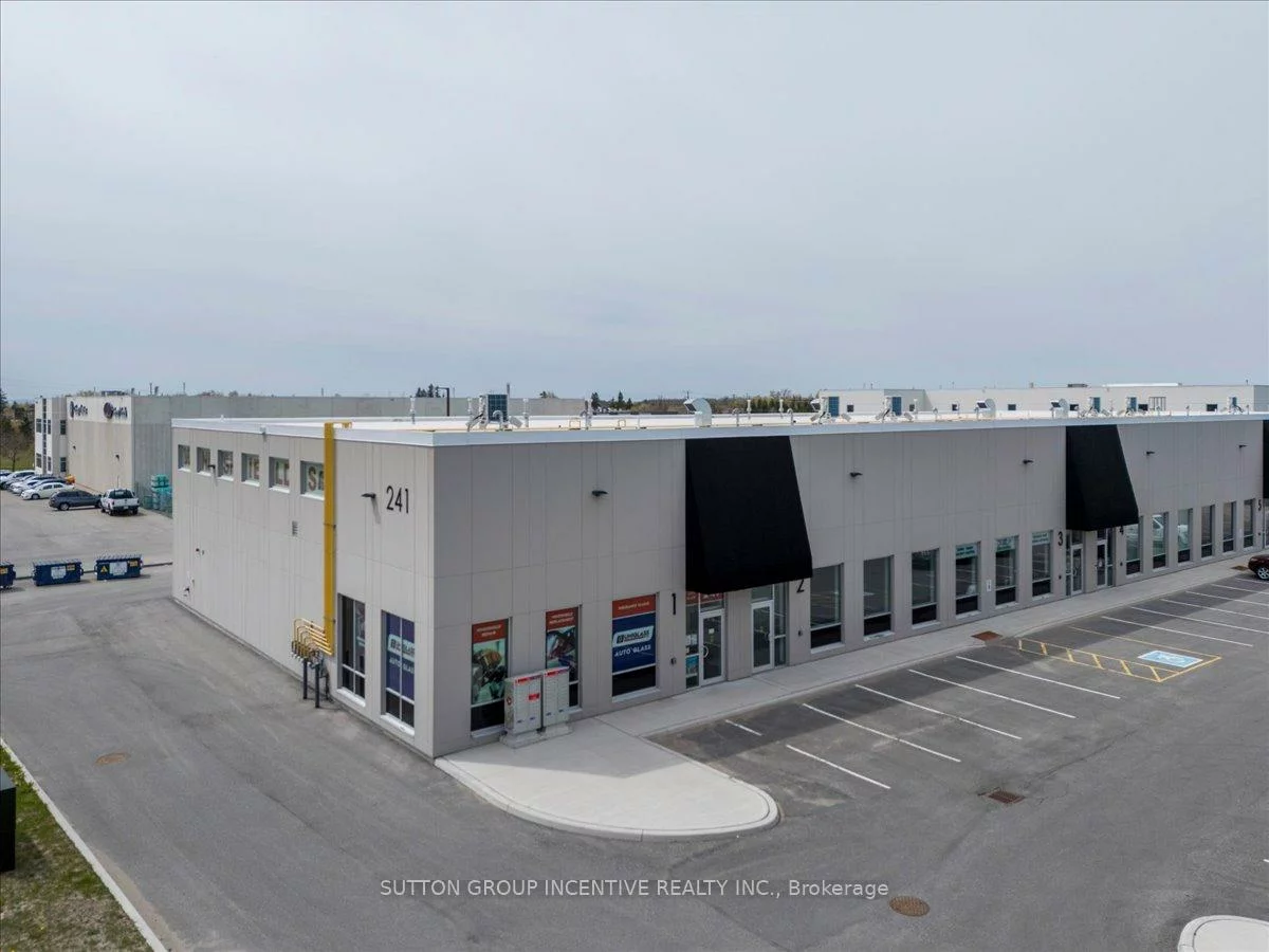 241, King, 400 West, Barrie