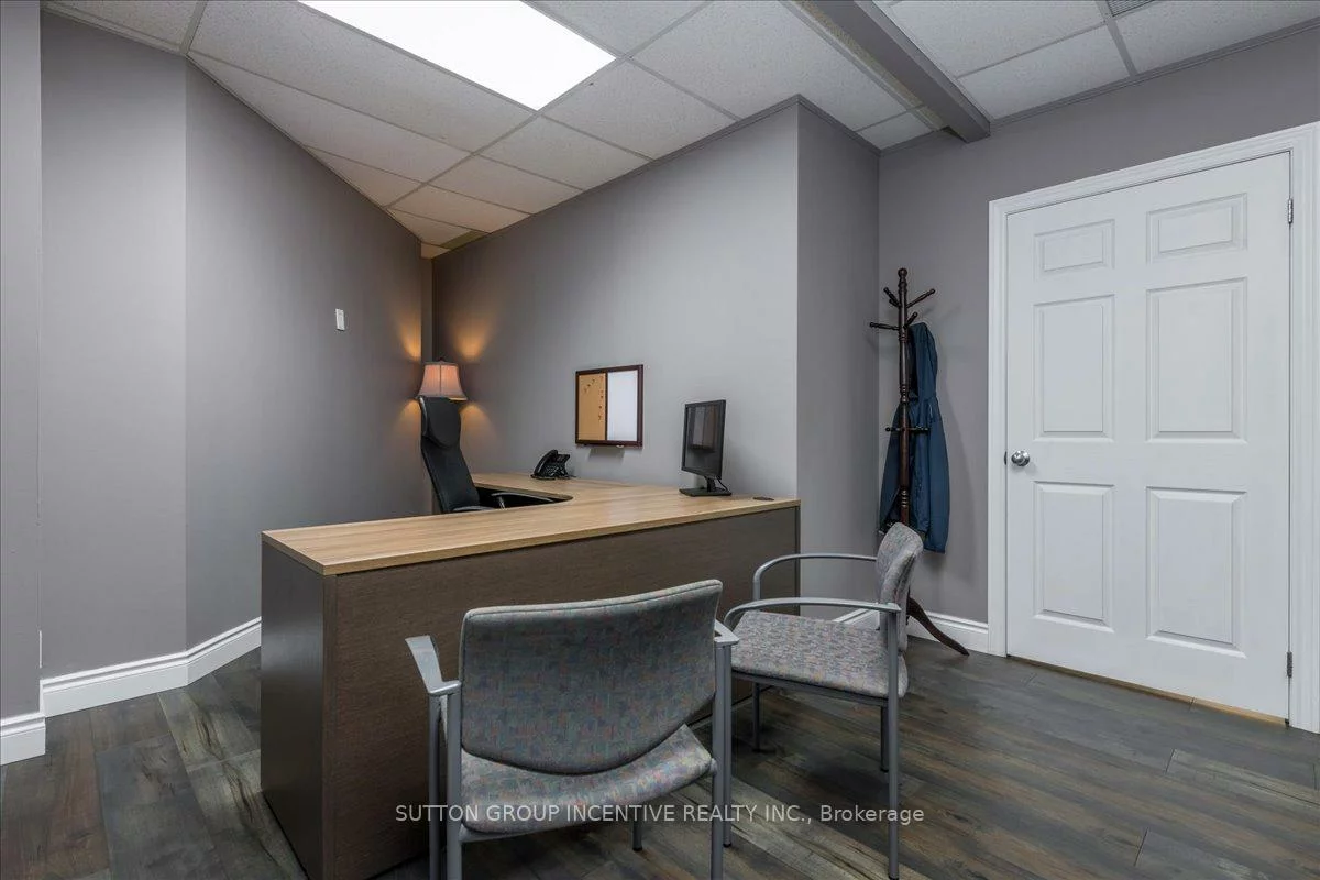 47, Harley, 400 West, Barrie