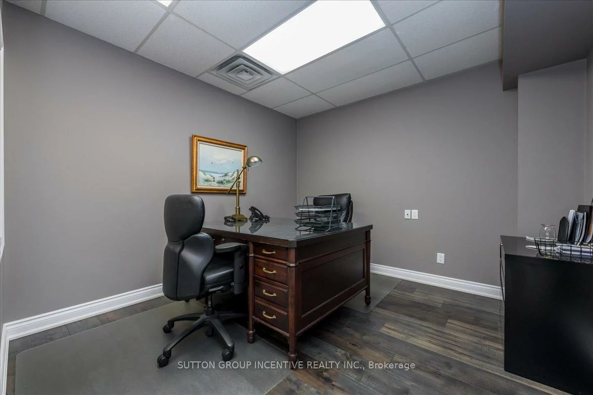47, Harley, 400 West, Barrie