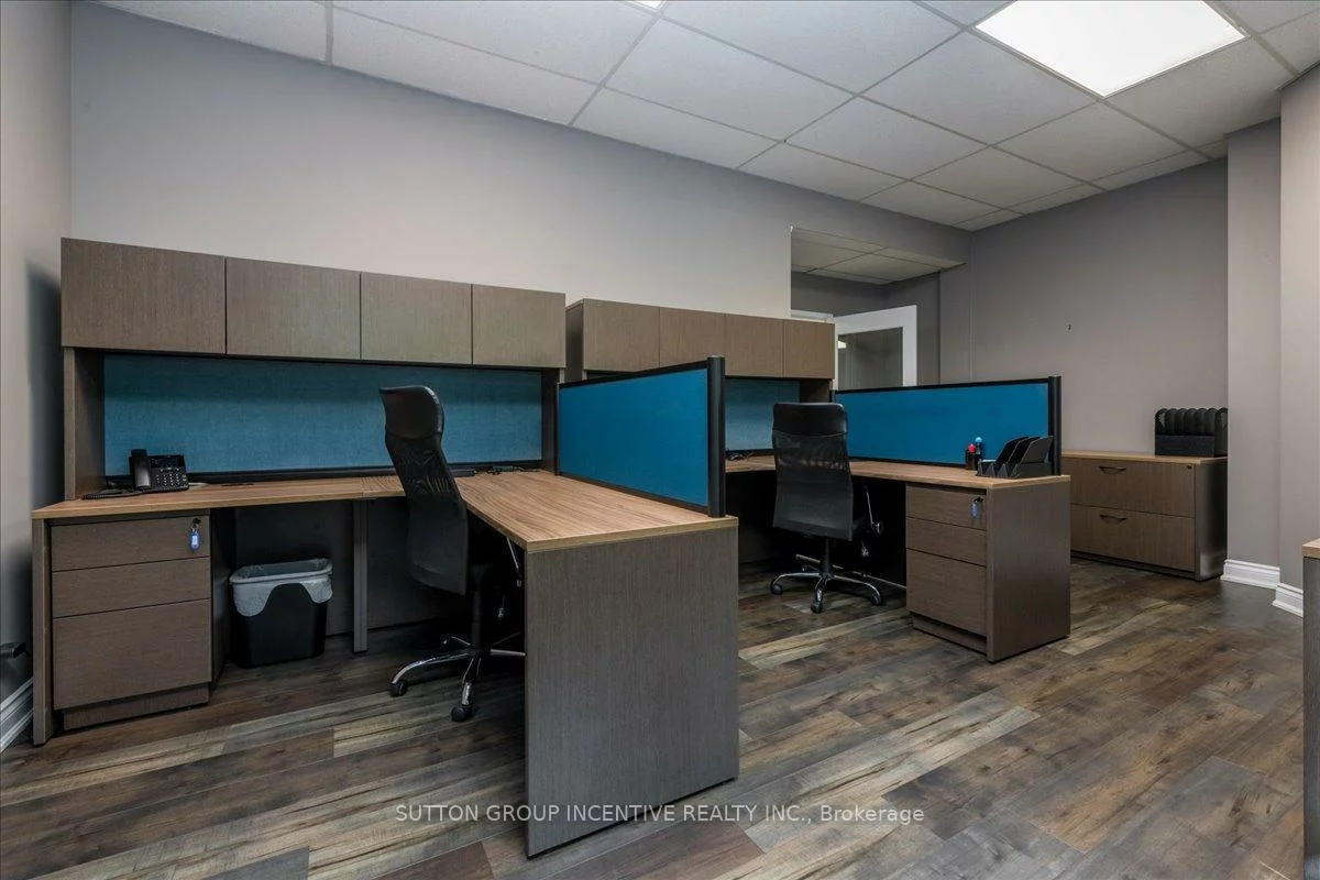47, Harley, 400 West, Barrie