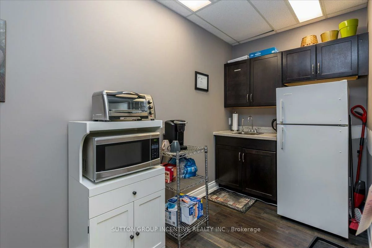 47, Harley, 400 West, Barrie