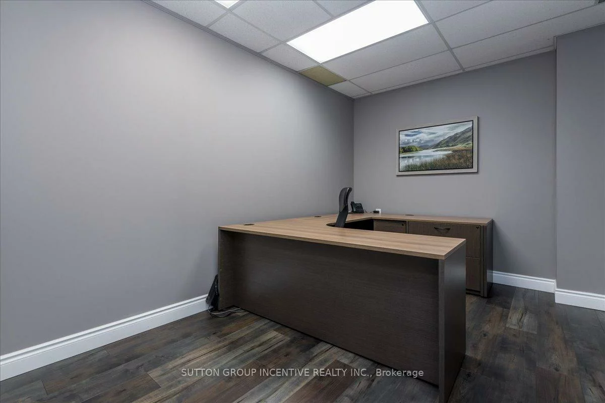 47, Harley, 400 West, Barrie