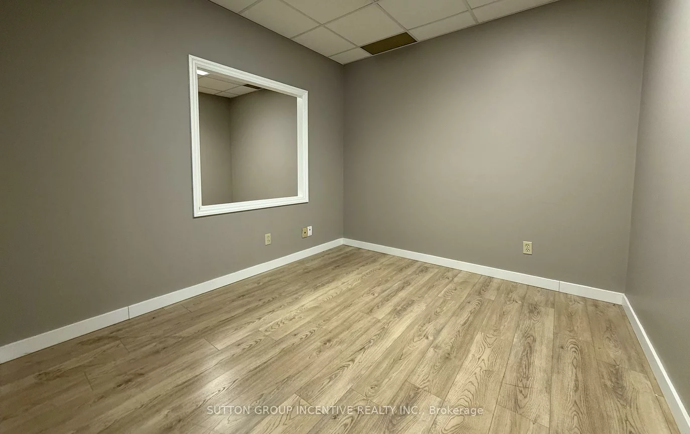 47, Harley, 400 West, Barrie