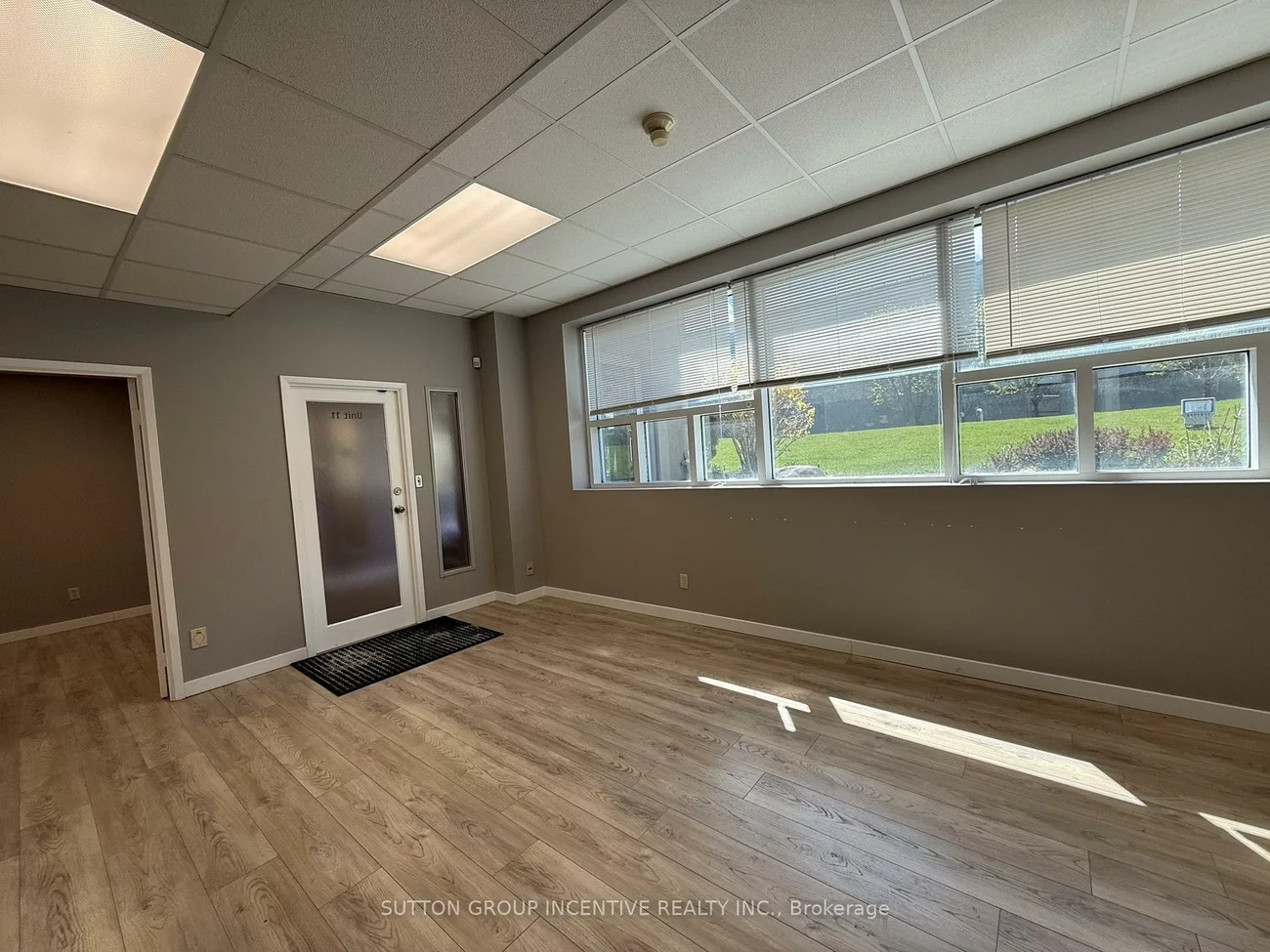 47, Harley, 400 West, Barrie