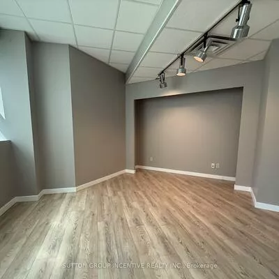 47, Harley, 400 West, Barrie