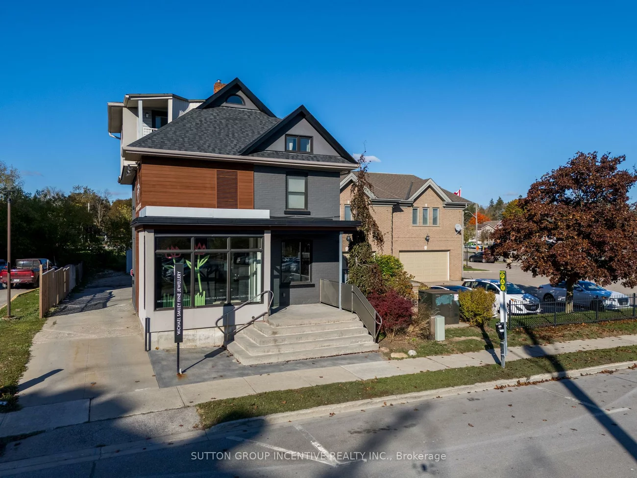 18, Worsley, City Centre, Barrie