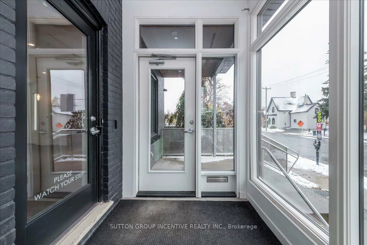 18, Worsley, City Centre, Barrie