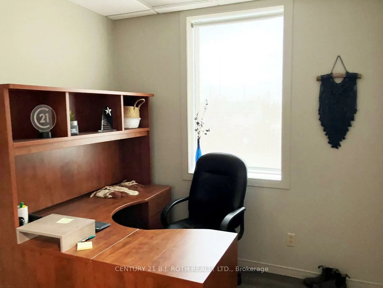 355, Bayfield, Bayfield, Barrie