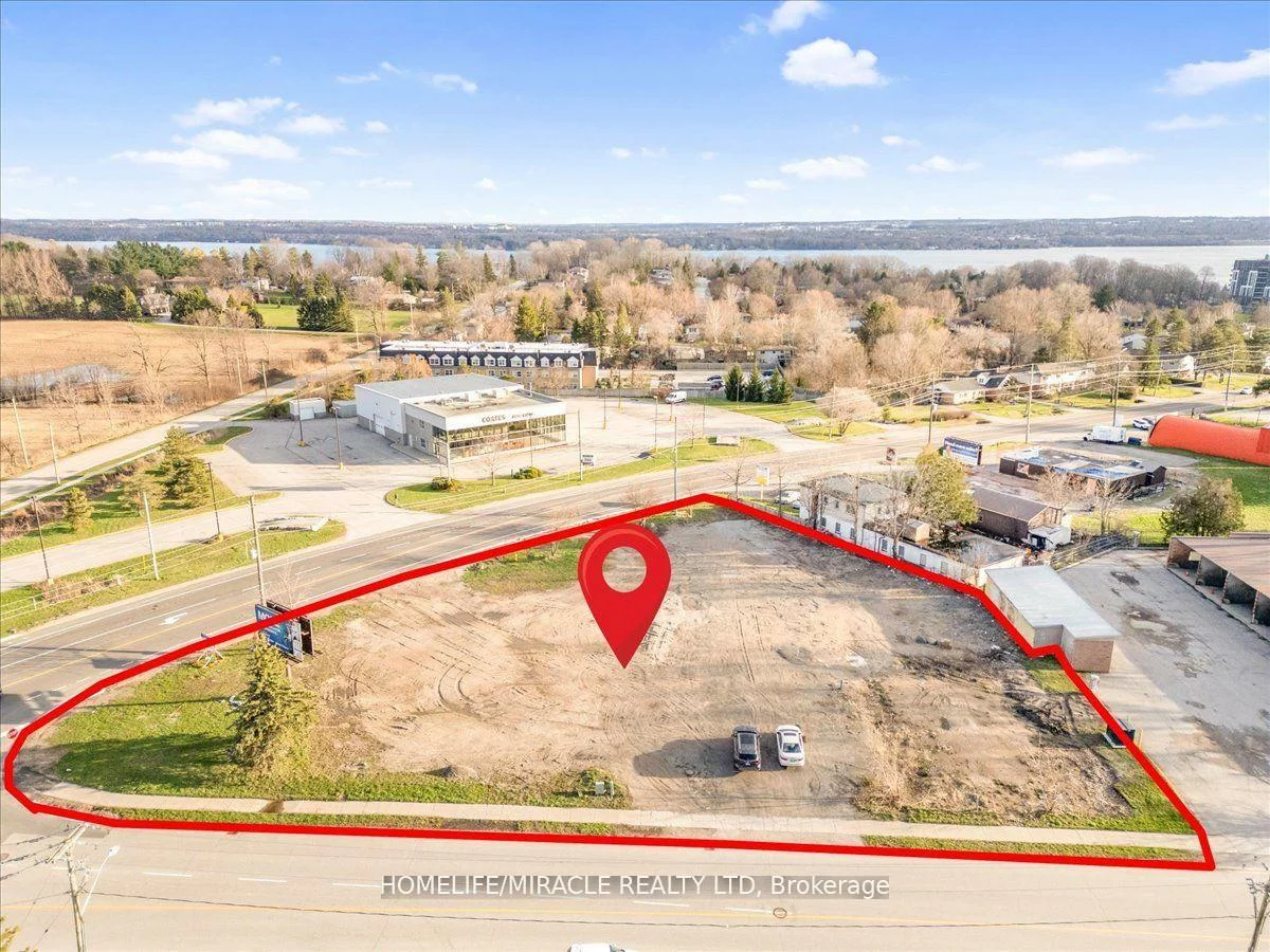 444, Blake, Codrington, Barrie