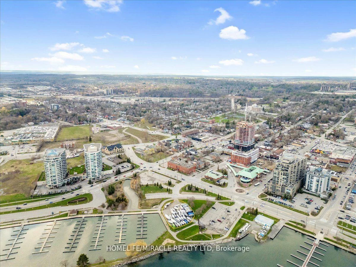 444, Blake, Codrington, Barrie