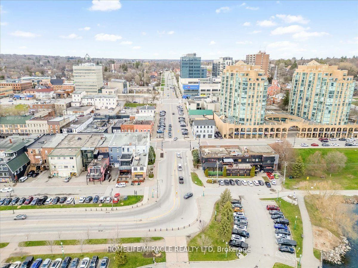 444, Blake, Codrington, Barrie