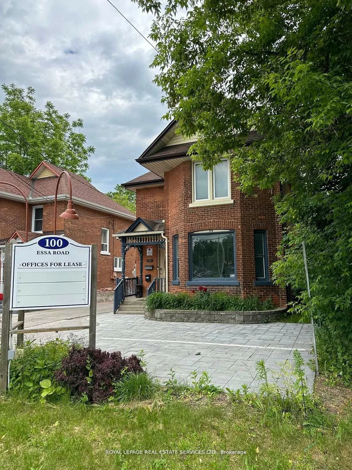 100, Essa, Allandale Centre, Barrie