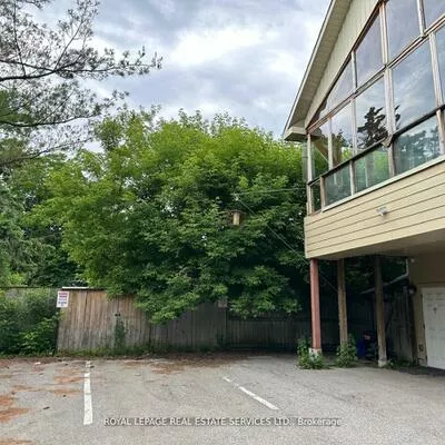 100, Essa, Allandale Centre, Barrie