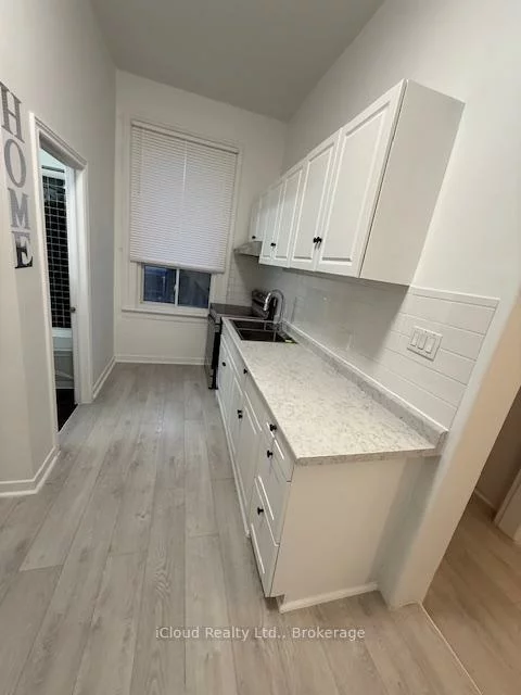 61, Mary, City Centre, Barrie