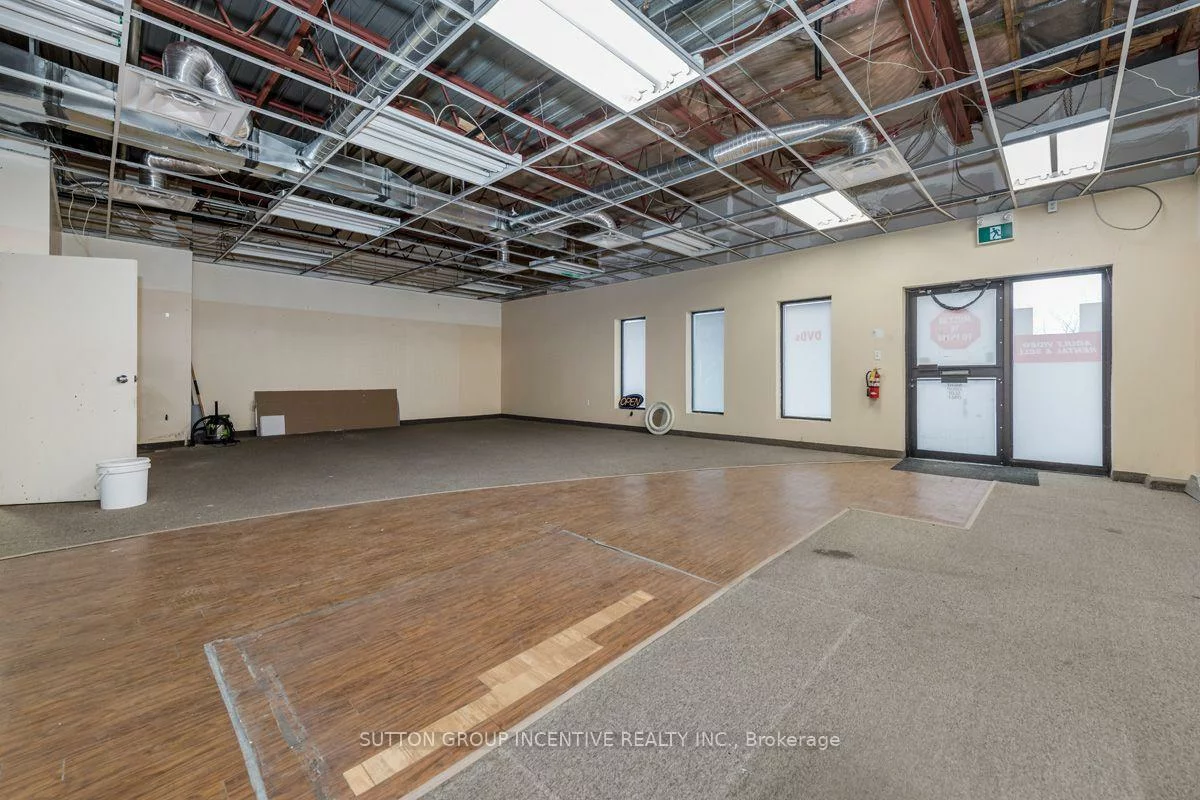 285, Dunlop, 400 North, Barrie