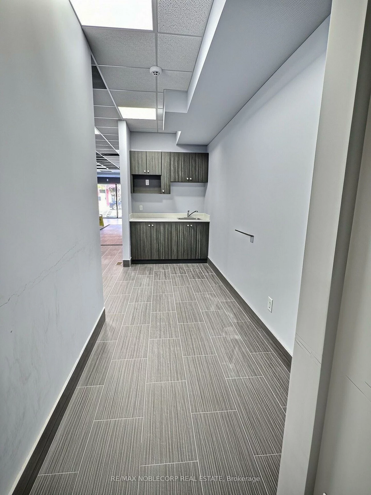 79, Dunlop, City Centre, Barrie