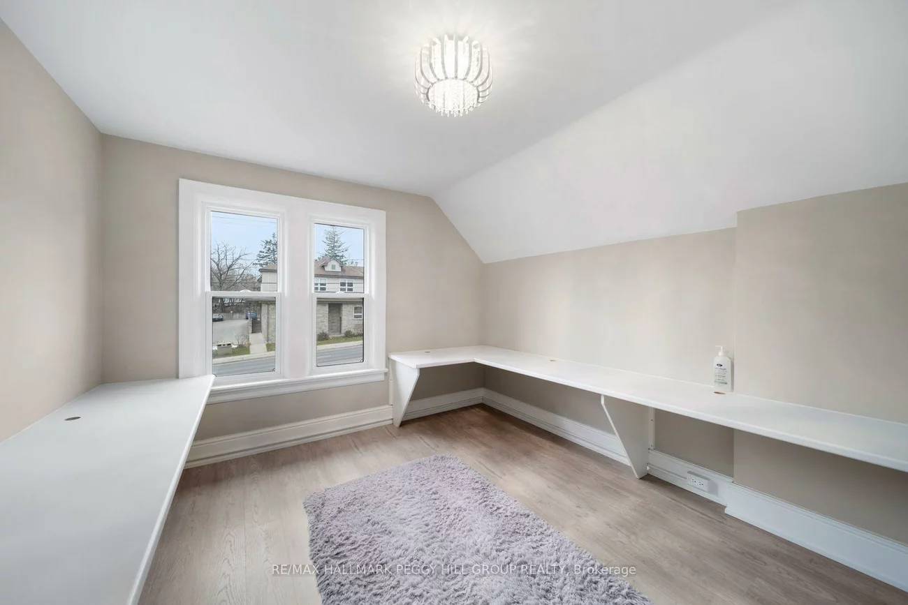 219, Bayfield, City Centre, Barrie