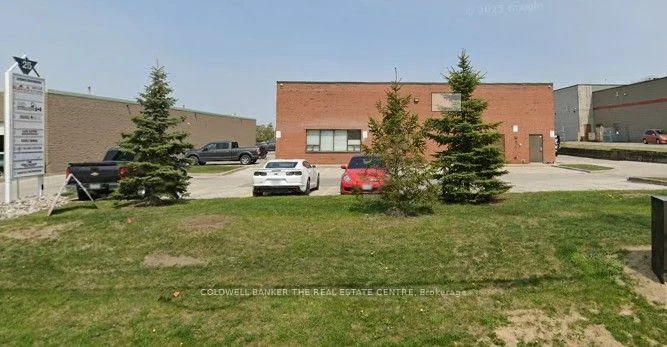 25, Saunders, 400 East, Barrie
