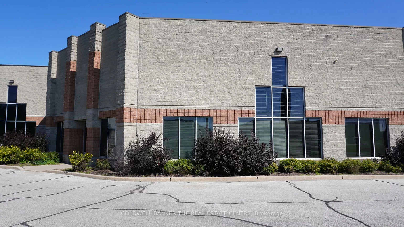 18, Mollard, 400 East, Barrie