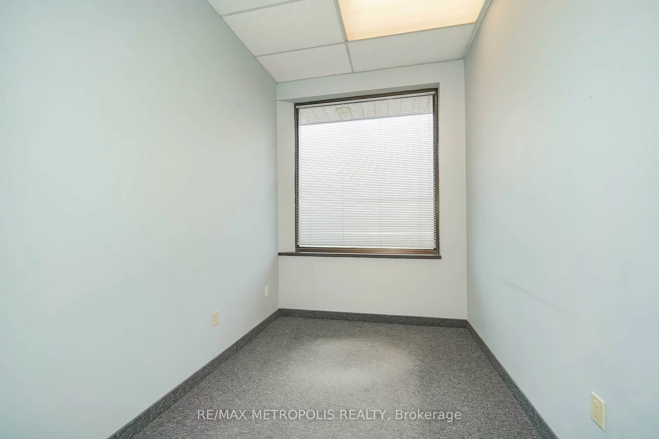 21, Essa, Allandale Centre, Barrie