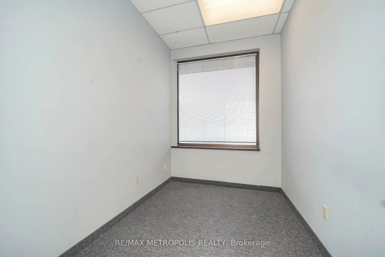 21, Essa, Allandale Centre, Barrie