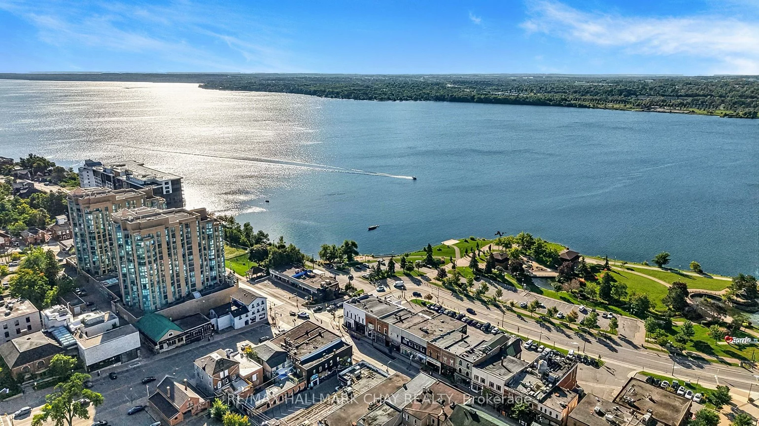 137, Dunlop, City Centre, Barrie