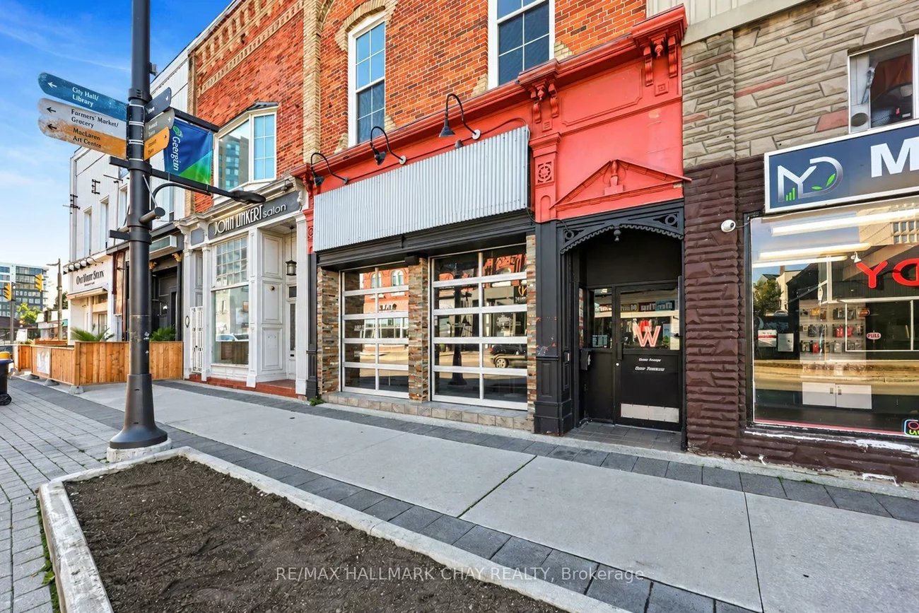 137, Dunlop, City Centre, Barrie