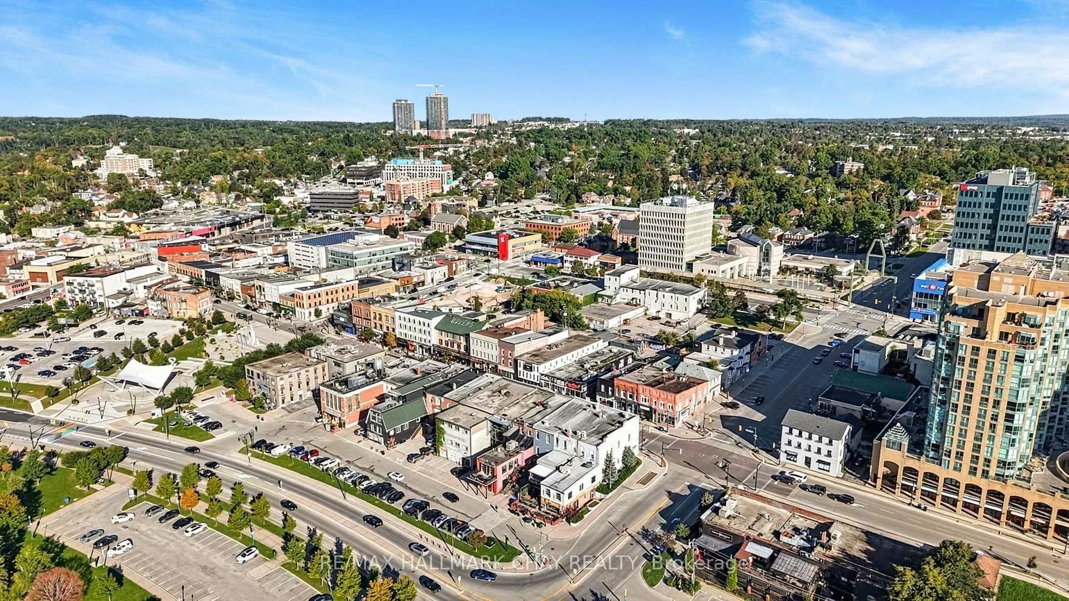 137, Dunlop, City Centre, Barrie