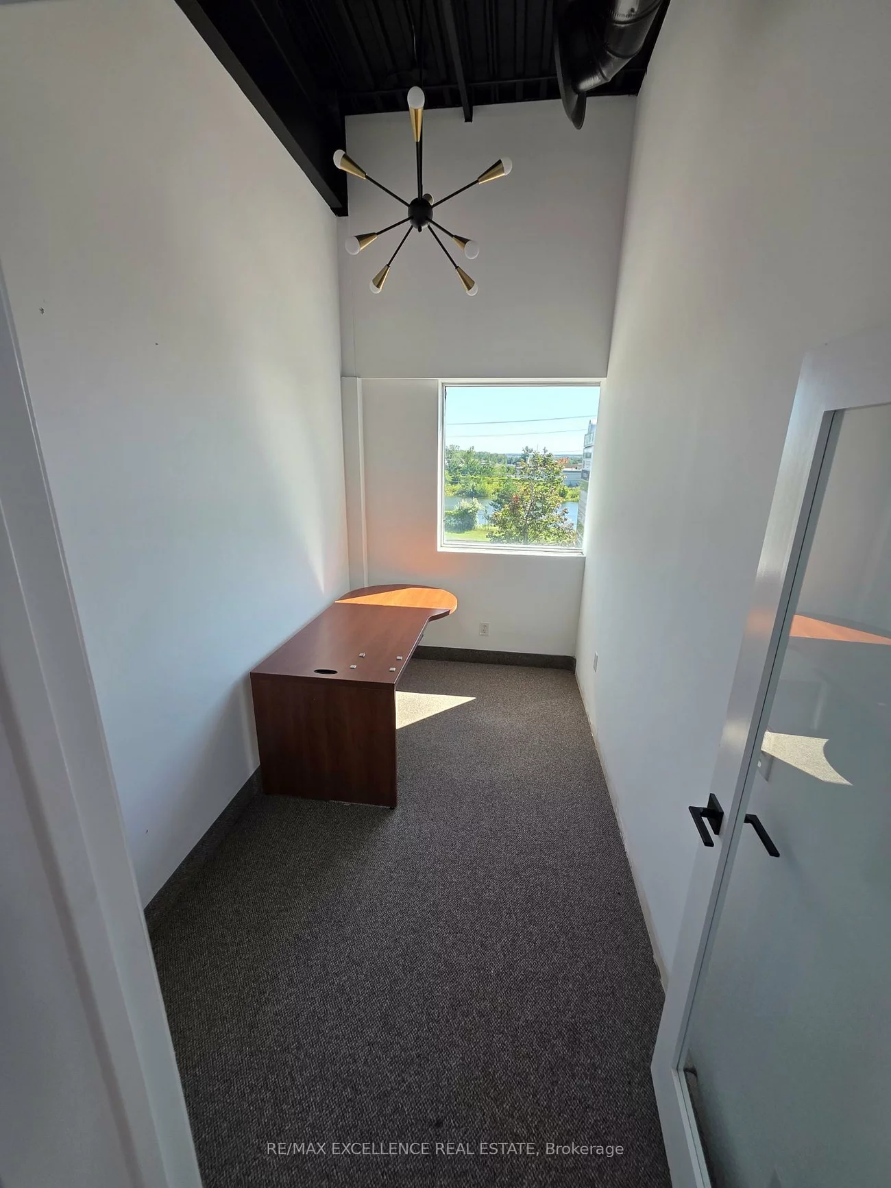 576, Bryne, 400 West, Barrie
