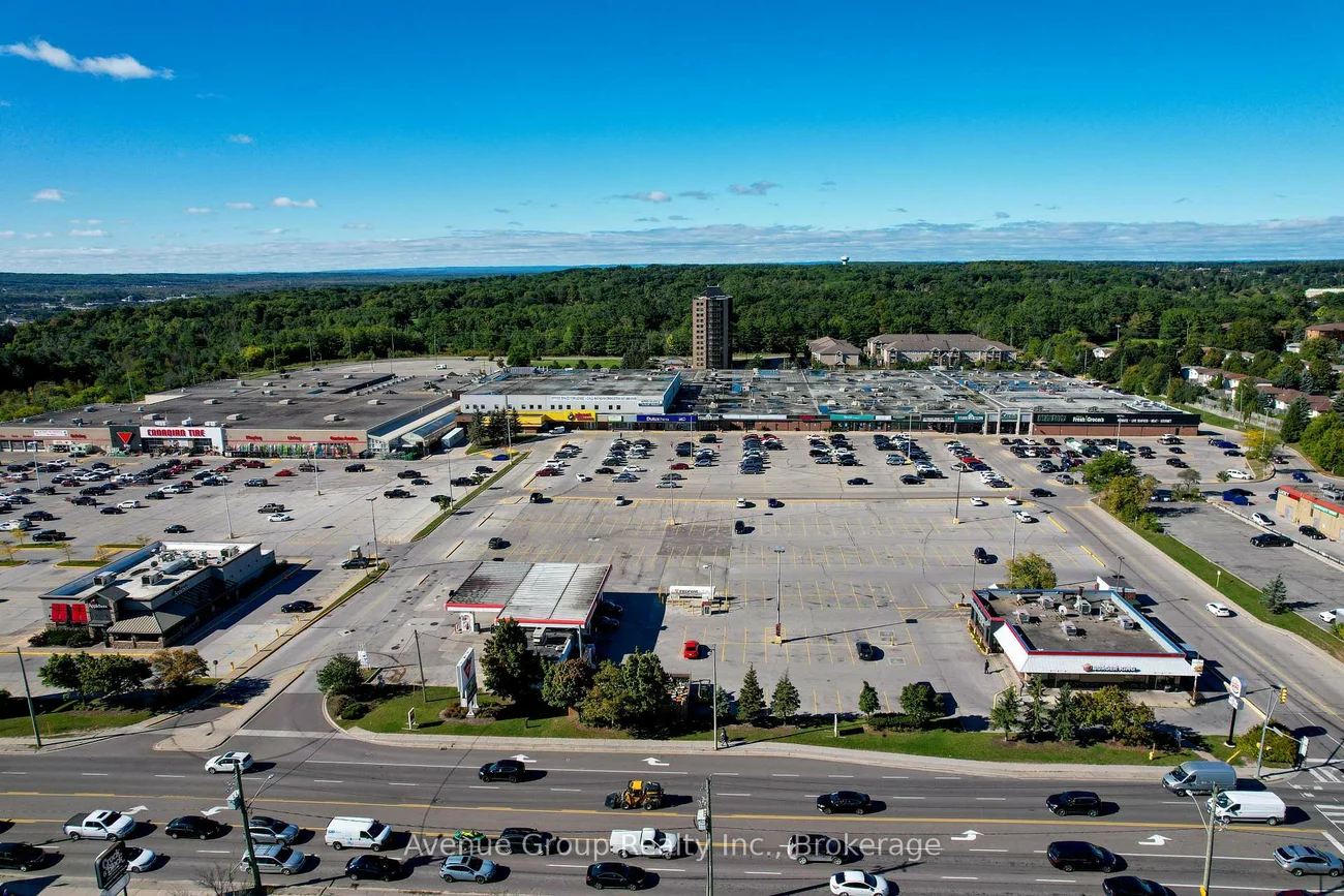 320, Bayfield, Bayfield, Barrie