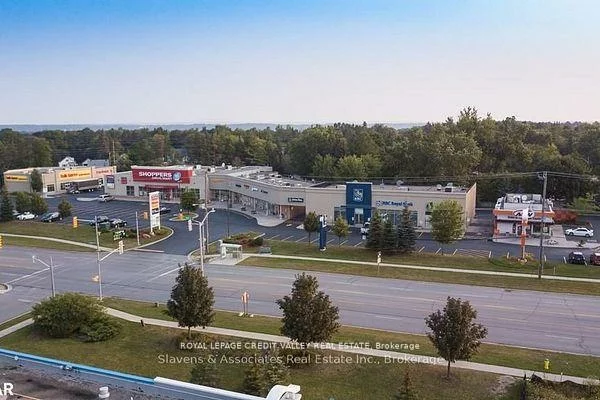 649, Yonge, Painswick South, Barrie